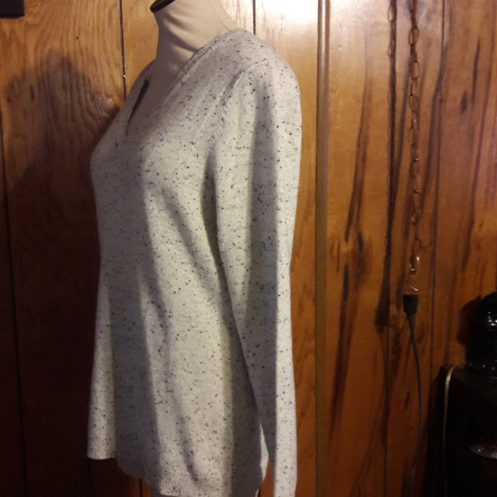 Cashmere Charter Club Sweater Size Large - Picture 2 of 4
